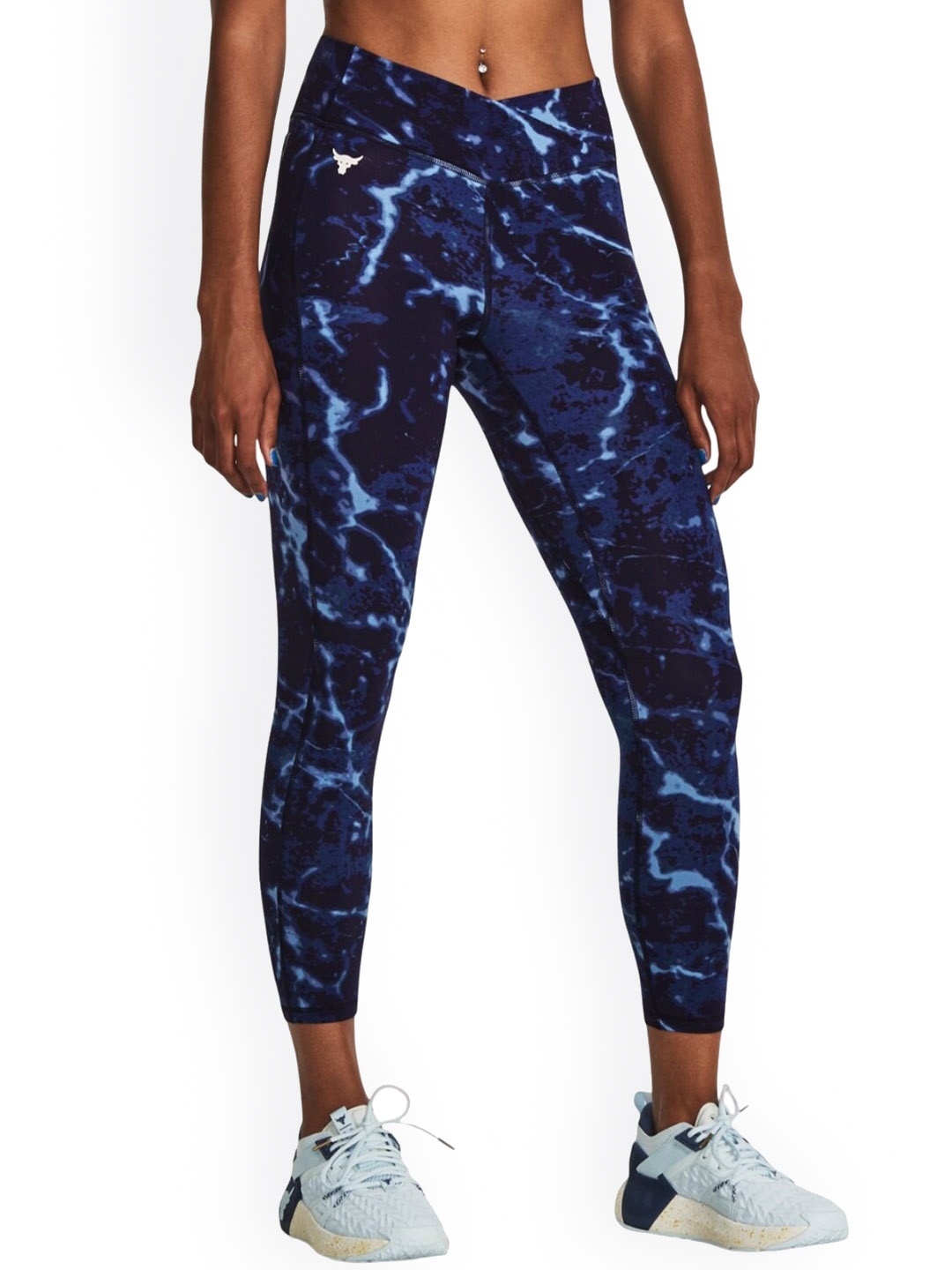 UNDER ARMOUR Project Rock Crossover Lets Go Women Printed Ankle-Length Tights, Navy blue
UNDER ARMOUR Project Rock Crossover Lets Go Women Printed Ankle-Length Tights, Navy blue
