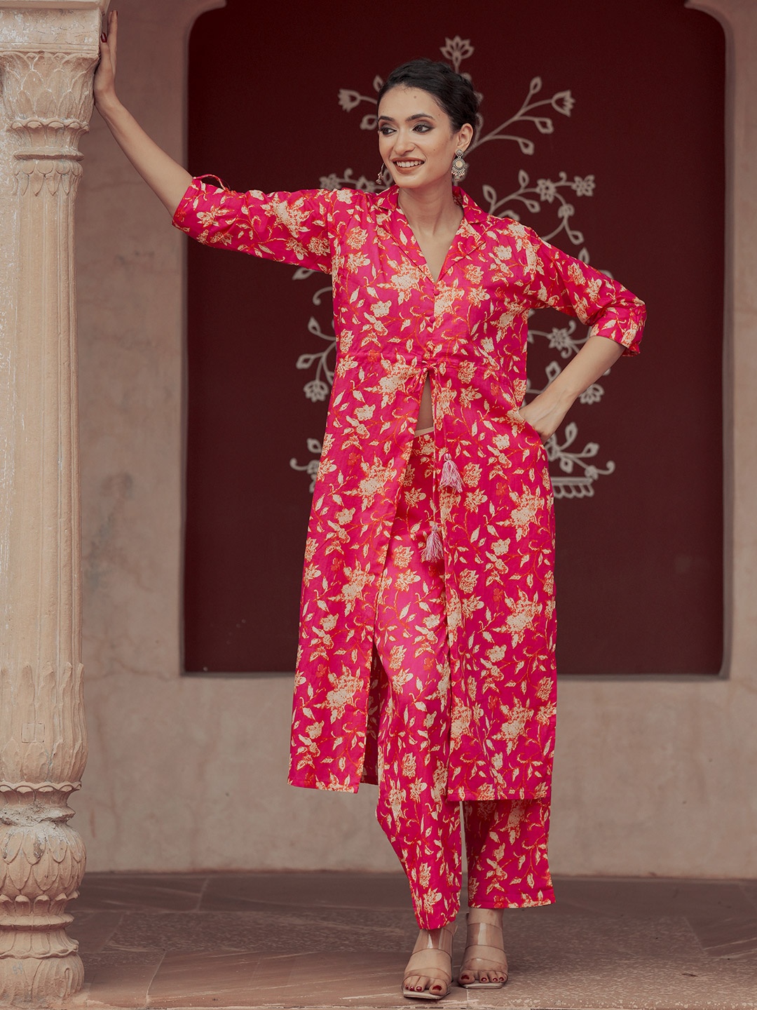 Libas Floral Printed Shirt Collar Roll Up Sleeves Pure Cotton Front Open Tunic & Trousers, Pink
Libas Floral Printed Shirt Collar Roll Up Sleeves Pure Cotton Front Open Tunic & Trousers, Pink