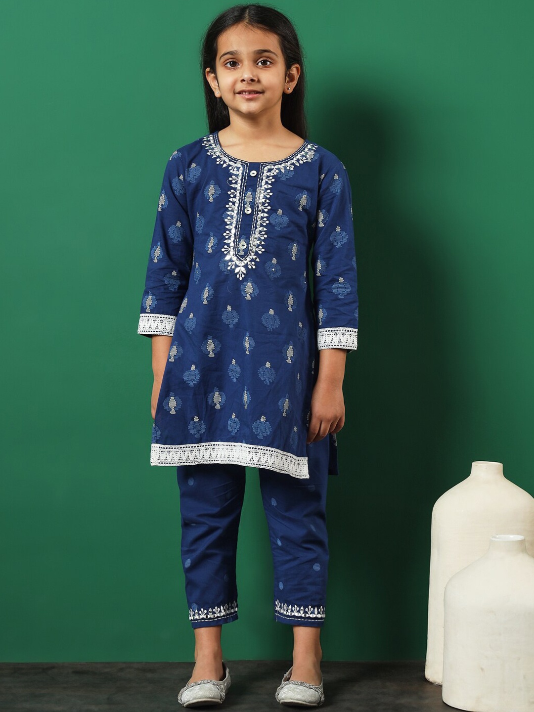 Readiprint Fashions Girls Geometric Printed Thread Work Pure Cotton Kurti With Trousers, Blue
Readiprint Fashions Girls Geometric Printed Thread Work Pure Cotton Kurti With Trousers, Blue