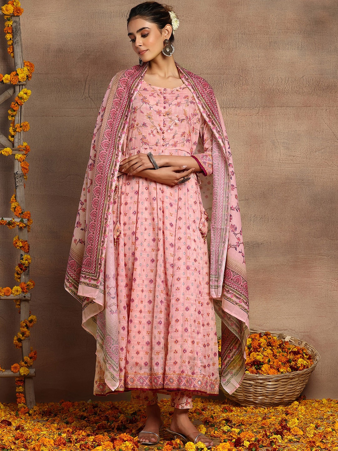 INDYA Floral Printed Pure Cotton Pleated Anarkali Kurta Set With Dupatta, Pink
INDYA Floral Printed Pure Cotton Pleated Anarkali Kurta Set With Dupatta, Pink