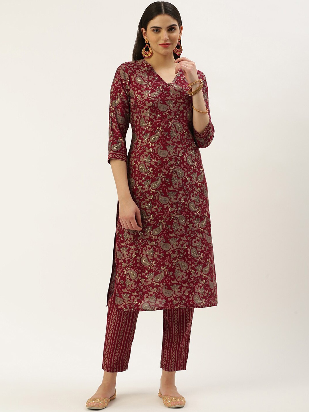 Shaily Paisley Printed Regular Thread Work Kurta with Trousers & With Dupatta, Maroon
Shaily Paisley Printed Regular Thread Work Kurta with Trousers & With Dupatta, Maroon