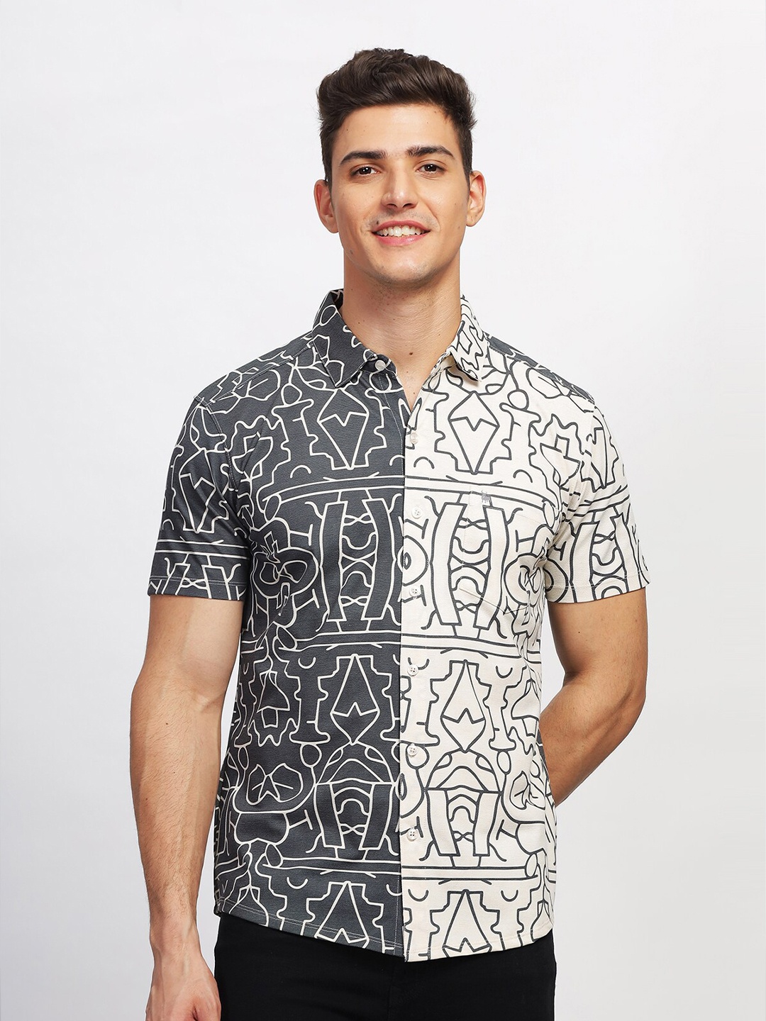 BULLMER Straight Fit Abstract Printed Spread Collar Short Sleeves Cotton Casual Shirt, Black
BULLMER Straight Fit Abstract Printed Spread Collar Short Sleeves Cotton Casual Shirt, Black