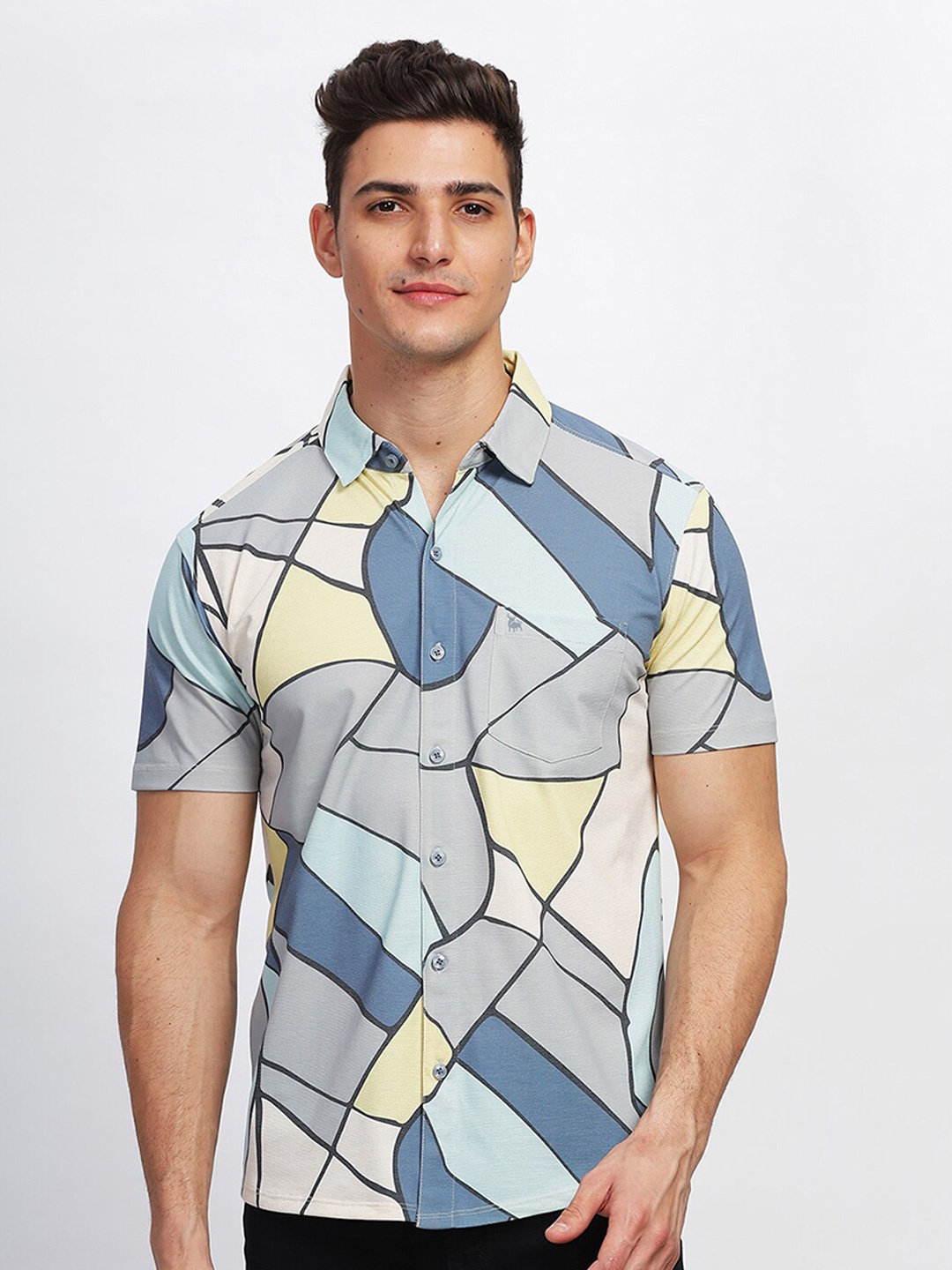 BULLMER Straight Fit Abstract Printed Spread Collar Short Sleeves Casual Shirt, Blue
BULLMER Straight Fit Abstract Printed Spread Collar Short Sleeves Casual Shirt, Blue