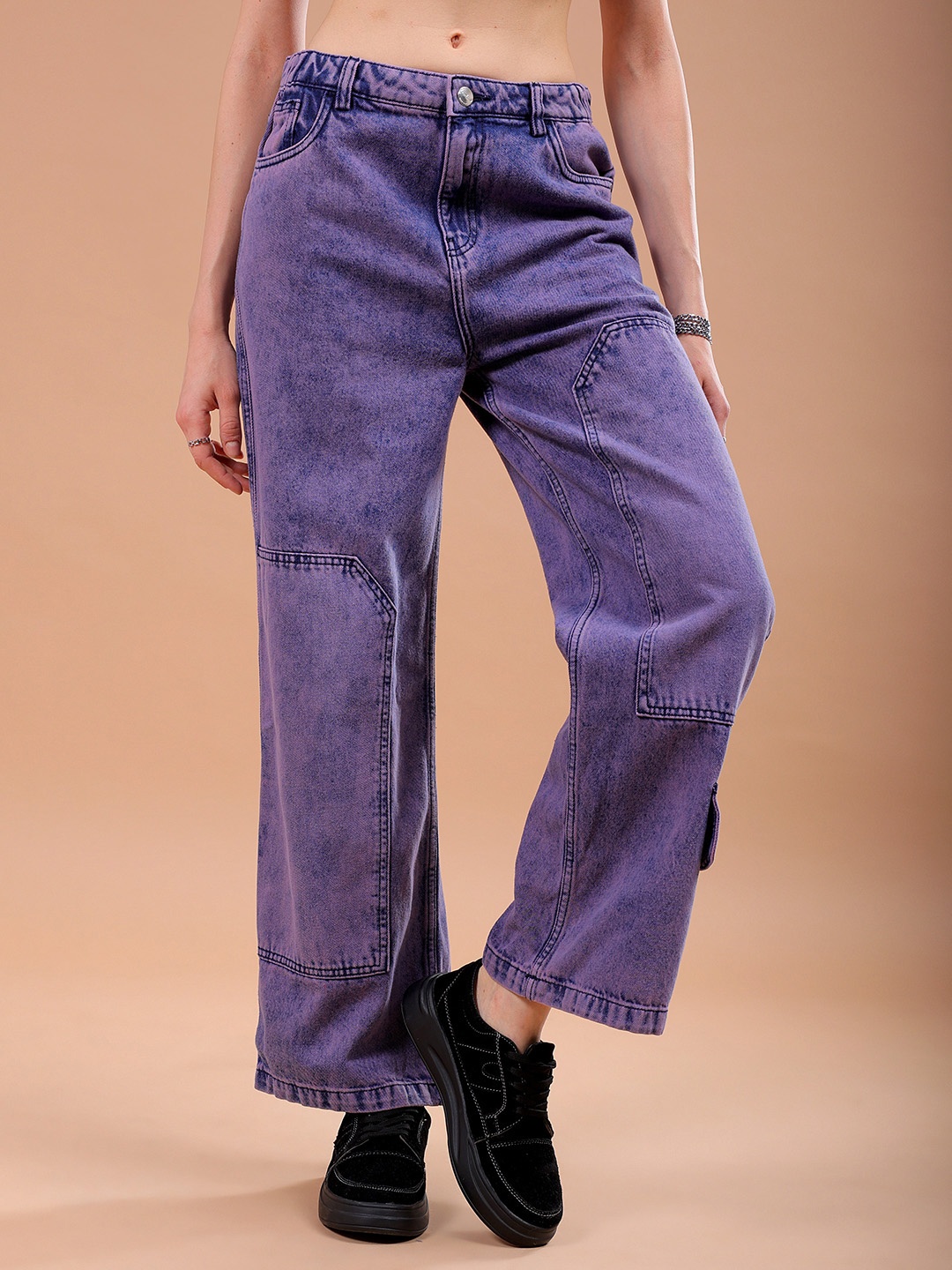 Freehand by The Indian Garage Co Women Relaxed Fit High-Rise Clean Look Cotton Jeans, Purple
Freehand by The Indian Garage Co Women Relaxed Fit High-Rise Clean Look Cotton Jeans, Purple