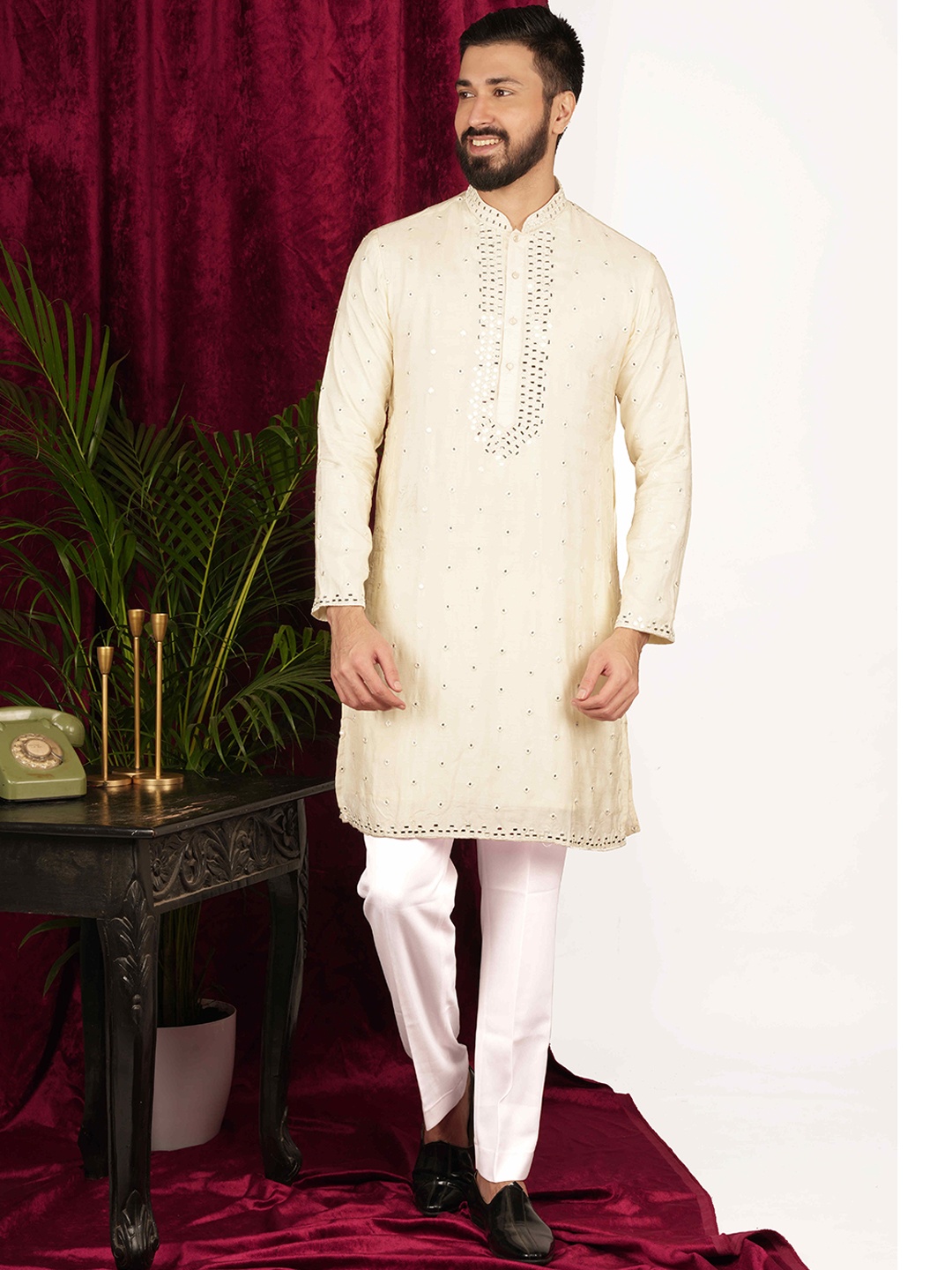 sven suits Ethnic Embroidered Regular Mirror Work Dupion Silk Kurta with Trousers, Cream
sven suits Ethnic Embroidered Regular Mirror Work Dupion Silk Kurta with Trousers, Cream