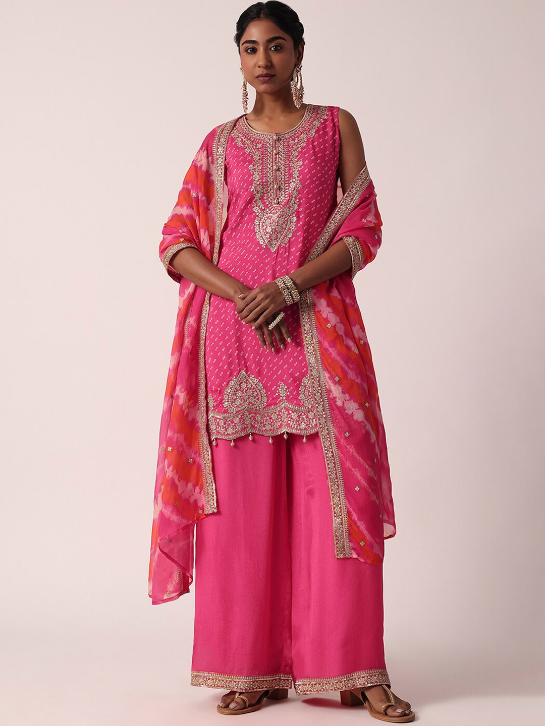 KALKI Fashion Women Ethnic Motifs Embroidered Regular Thread Work Kurti with Palazzos & With Dupatta, Pink
KALKI Fashion Women Ethnic Motifs Embroidered Regular Thread Work Kurti with Palazzos & With Dupatta, Pink