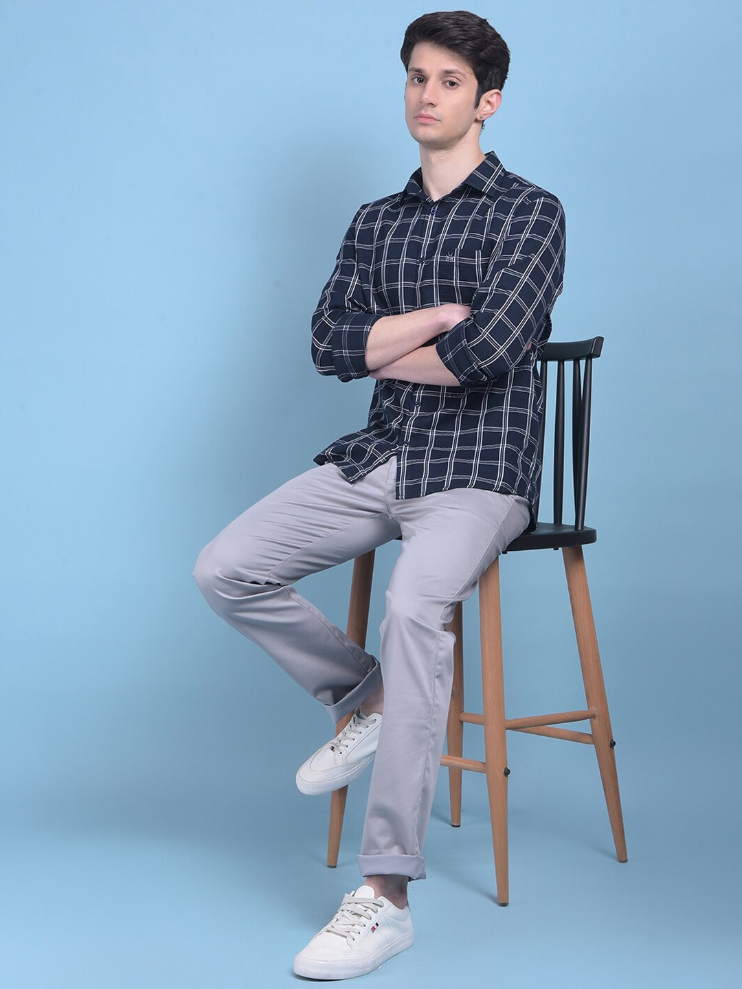 Crimsoune Club Spread Collar Long Sleeves Classic Slim Fit Cotton Checked Casual Shirt, Blue
Crimsoune Club Spread Collar Long Sleeves Classic Slim Fit Cotton Checked Casual Shirt, Blue