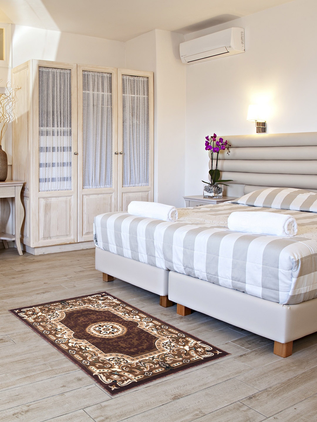 Carpet Galore Unisex Gold Carpets