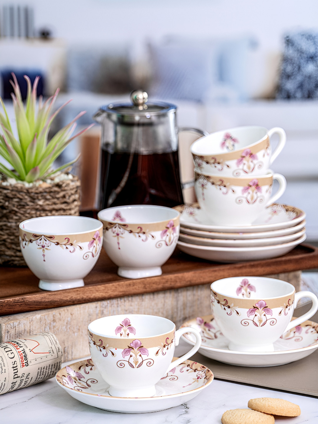 SONAKI White & Pink Floral Printed Bone China Glossy Cups and Saucers Set of Cups and Mugs
SONAKI White & Pink Floral Printed Bone China Glossy Cups and Saucers Set of Cups and Mugs