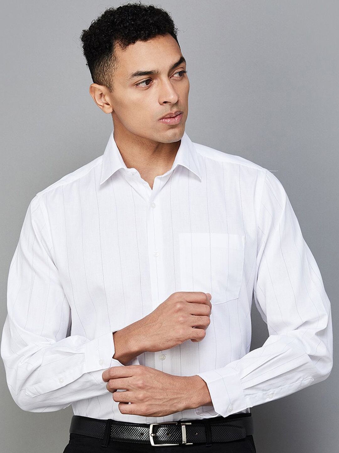 CODE by Lifestyle Men Slim Fit Grid Tattersall Checks Opaque Checked Formal Shirt, White
CODE by Lifestyle Men Slim Fit Grid Tattersall Checks Opaque Checked Formal Shirt, White
