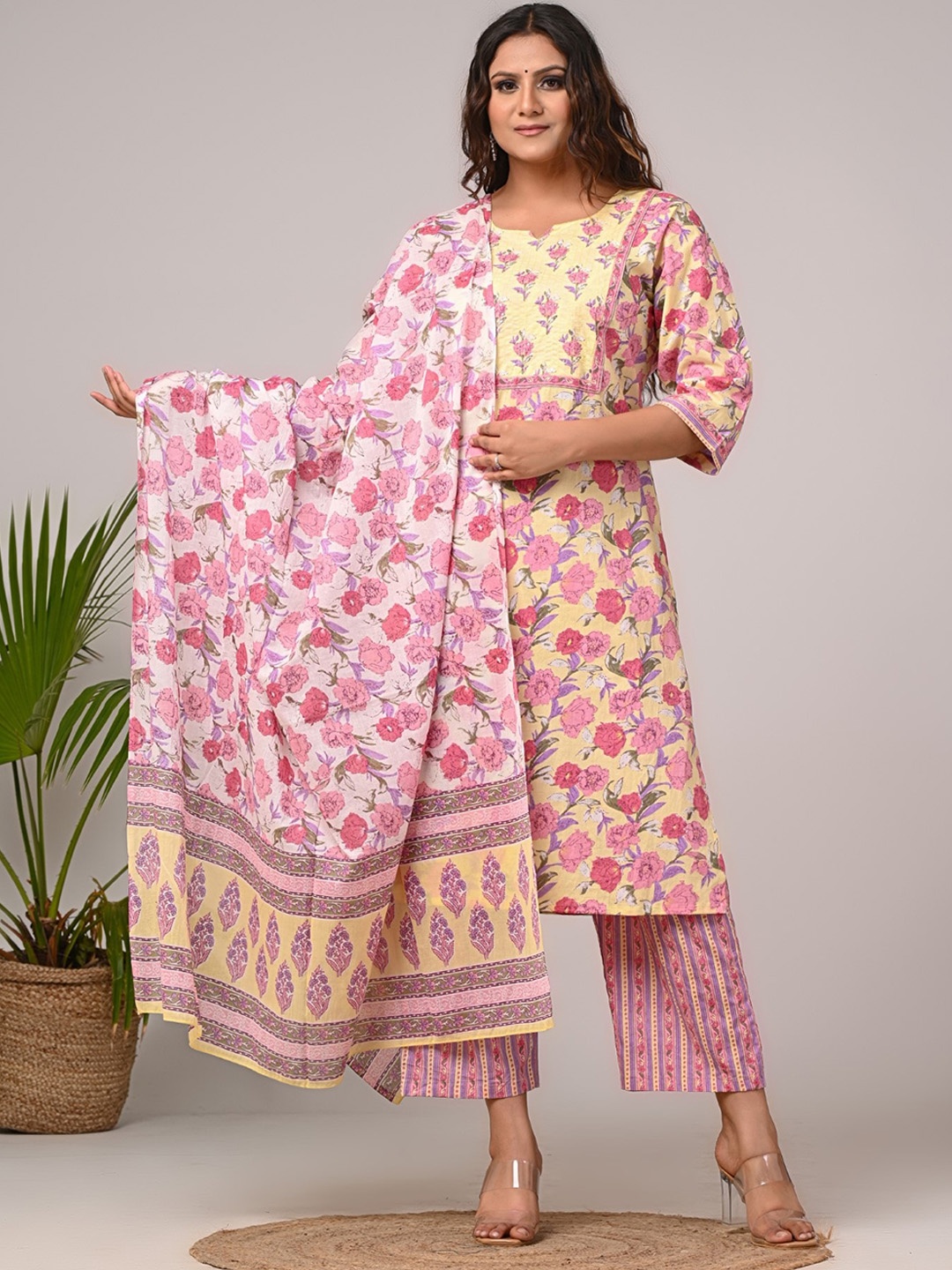 Swasti Women Floral Printed Regular Sequinned Pure Cotton Kurta with Trousers & With Dupatta, Yellow
Swasti Women Floral Printed Regular Sequinned Pure Cotton Kurta with Trousers & With Dupatta, Yellow