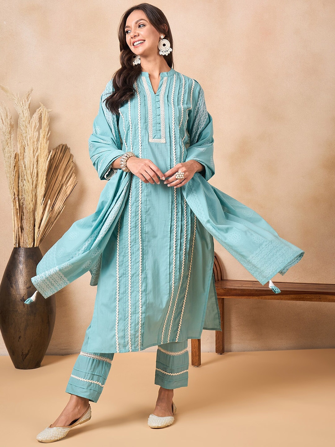 Anouk Women Embroidered Regular Sequinned Pure Cotton Kurta with Trousers & With Dupatta, Sea green
Anouk Women Embroidered Regular Sequinned Pure Cotton Kurta with Trousers & With Dupatta, Sea green