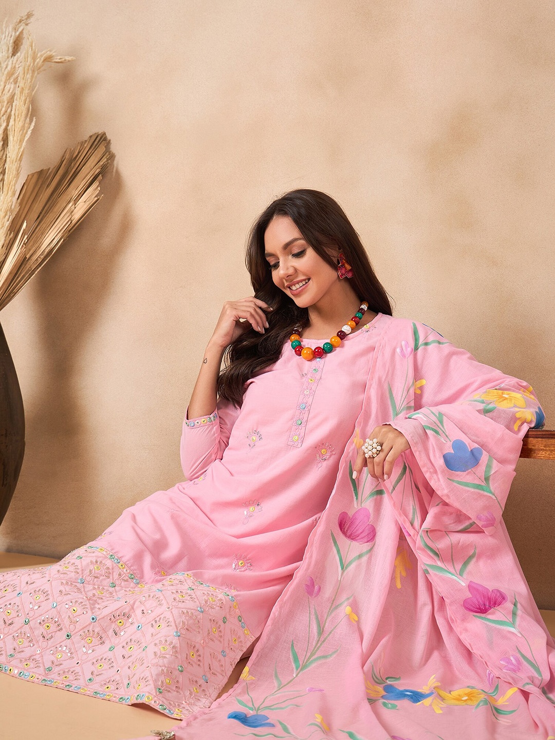 Anouk Women Floral Embroidered Regular Thread Work Pure Cotton Kurta with Trousers & With Dupatta, Pink
Anouk Women Floral Embroidered Regular Thread Work Pure Cotton Kurta with Trousers & With Dupatta, Pink