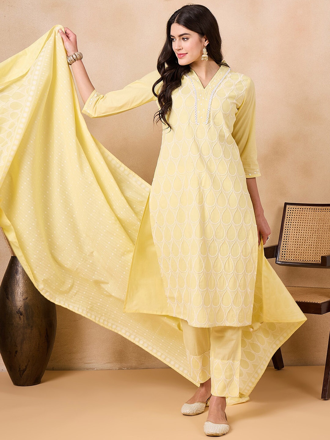 Anouk Women Embroidered Regular Thread Work Pure Cotton Kurta with Trousers & With Dupatta, Yellow
Anouk Women Embroidered Regular Thread Work Pure Cotton Kurta with Trousers & With Dupatta, Yellow