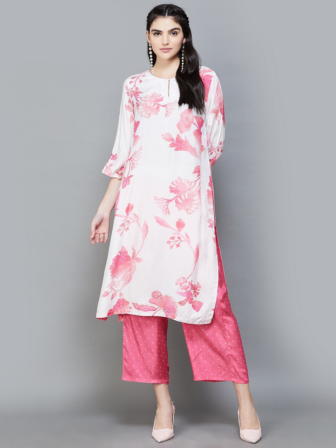 Melange by Lifestyle Floral Printed Keyhole Neck Regular Kurta with Pyjamas, Pink
Melange by Lifestyle Floral Printed Keyhole Neck Regular Kurta with Pyjamas, Pink