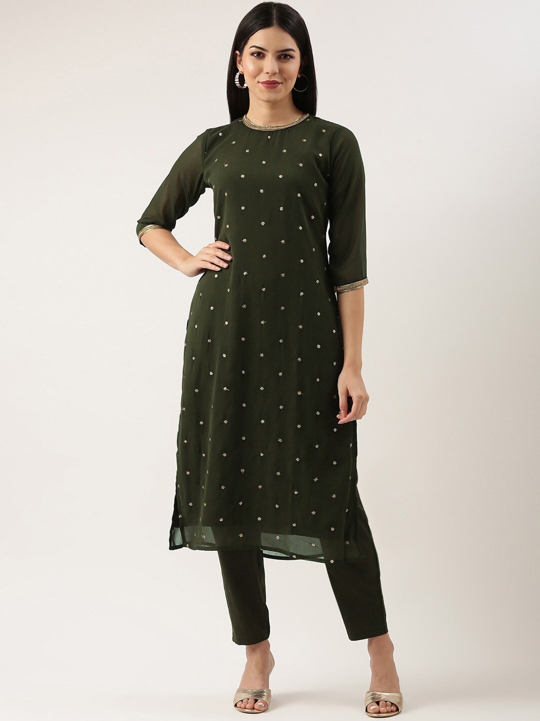 HRITIKA Floral Sequin Embroidered Thread Work Kurta With Trousers & With Dupatta, Olive
HRITIKA Floral Sequin Embroidered Thread Work Kurta With Trousers & With Dupatta, Olive