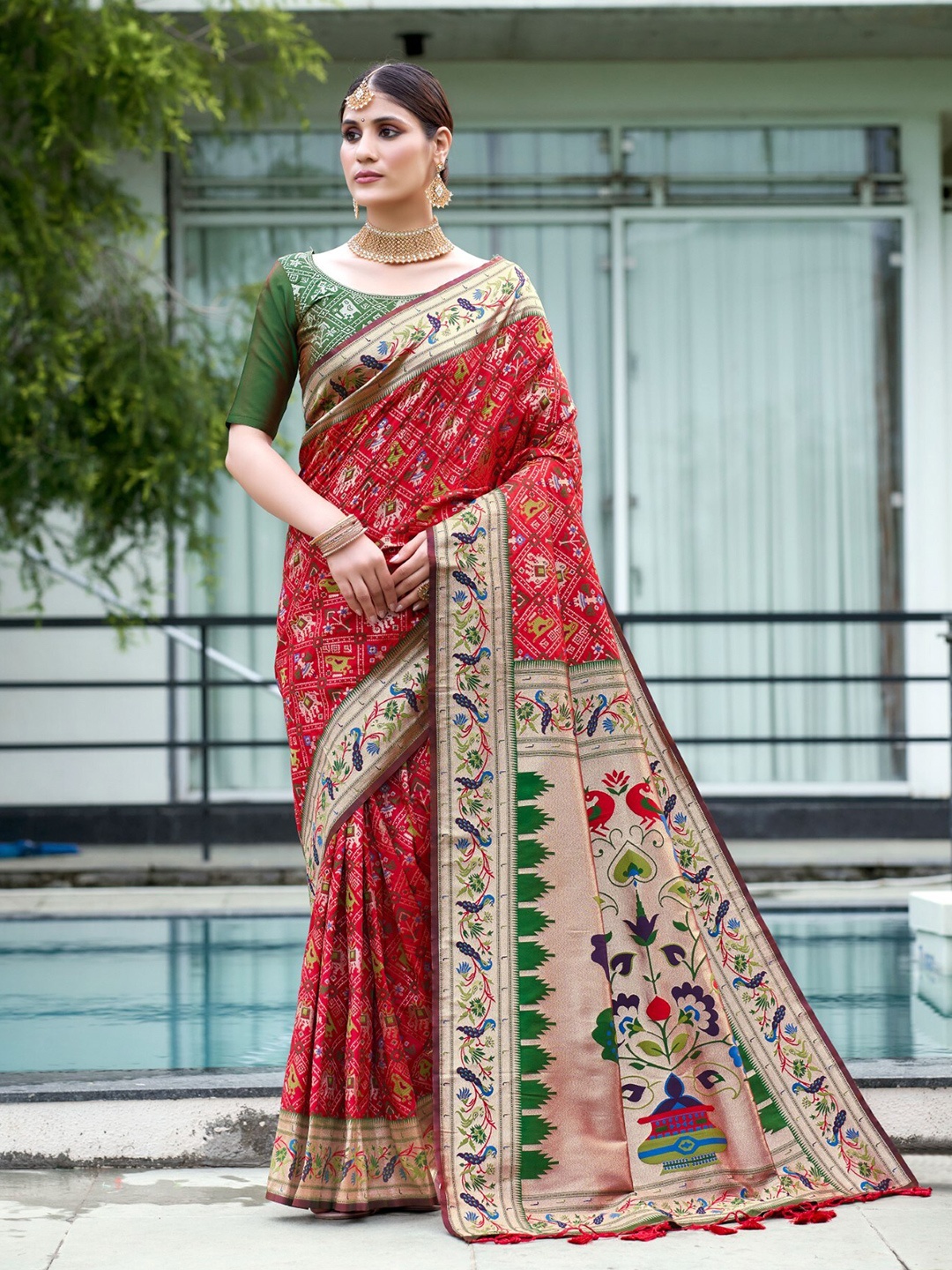 LeeliPeeri Designer Ethnic Motifs Woven Design Zari Tasselled Banarasi Silk Patola Saree, Red
LeeliPeeri Designer Ethnic Motifs Woven Design Zari Tasselled Banarasi Silk Patola Saree, Red