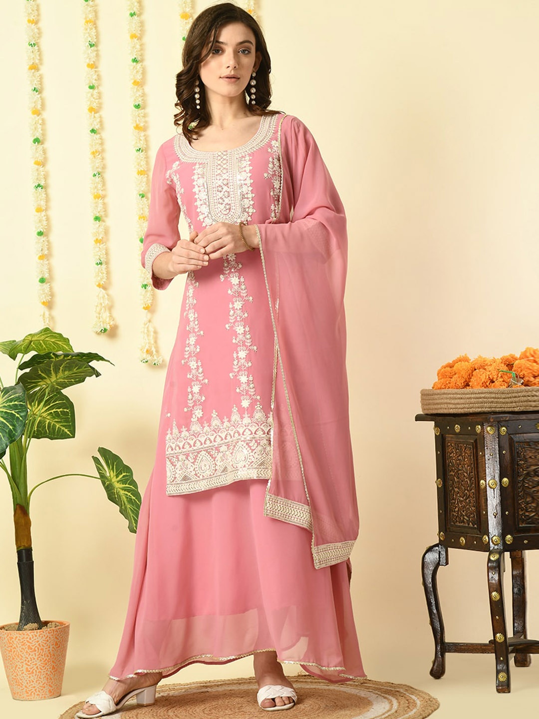 KALINI Ethnic Motifs Embroidered Straight Kurta with Skirt & With Dupatta, Pink
KALINI Ethnic Motifs Embroidered Straight Kurta with Skirt & With Dupatta, Pink