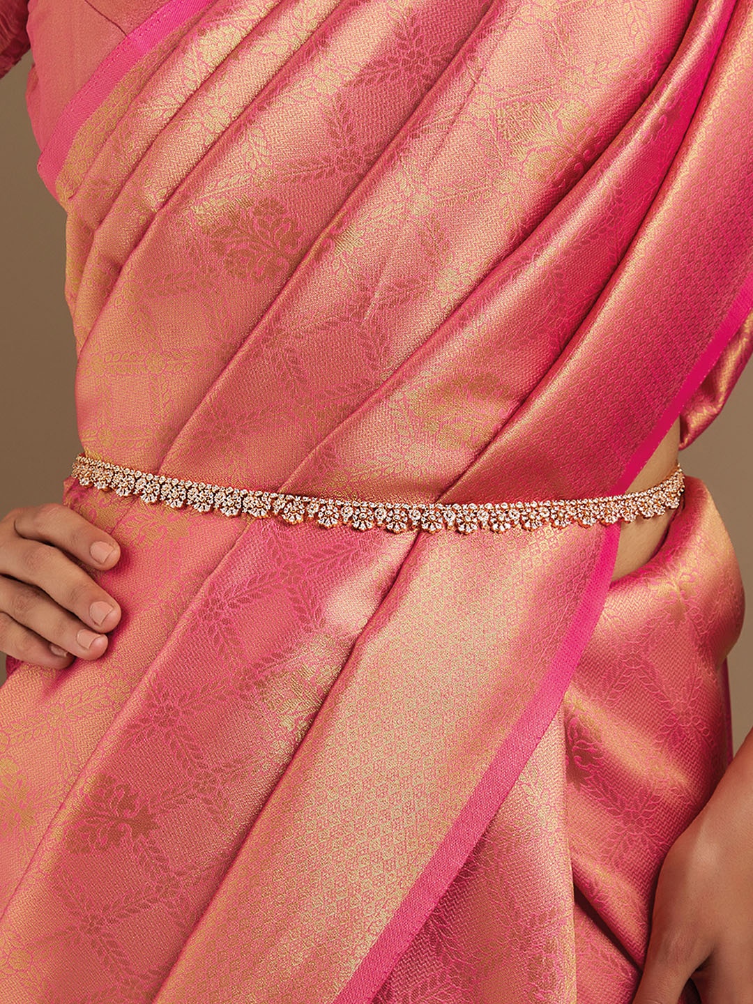 Kushal's Fashion Jewellery Cubic Zirconia Studded Gold Plated Waist Chain Saree Accessory
Kushal's Fashion Jewellery Cubic Zirconia Studded Gold Plated Waist Chain Saree Accessory