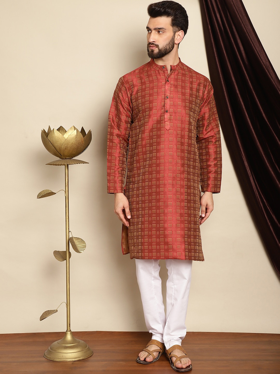 Anouk Maroon Mandarin Collar Geometric Woven Design Jacquard Silk Kurta with Pyjamas
Anouk Maroon Mandarin Collar Geometric Woven Design Jacquard Silk Kurta with Pyjamas
