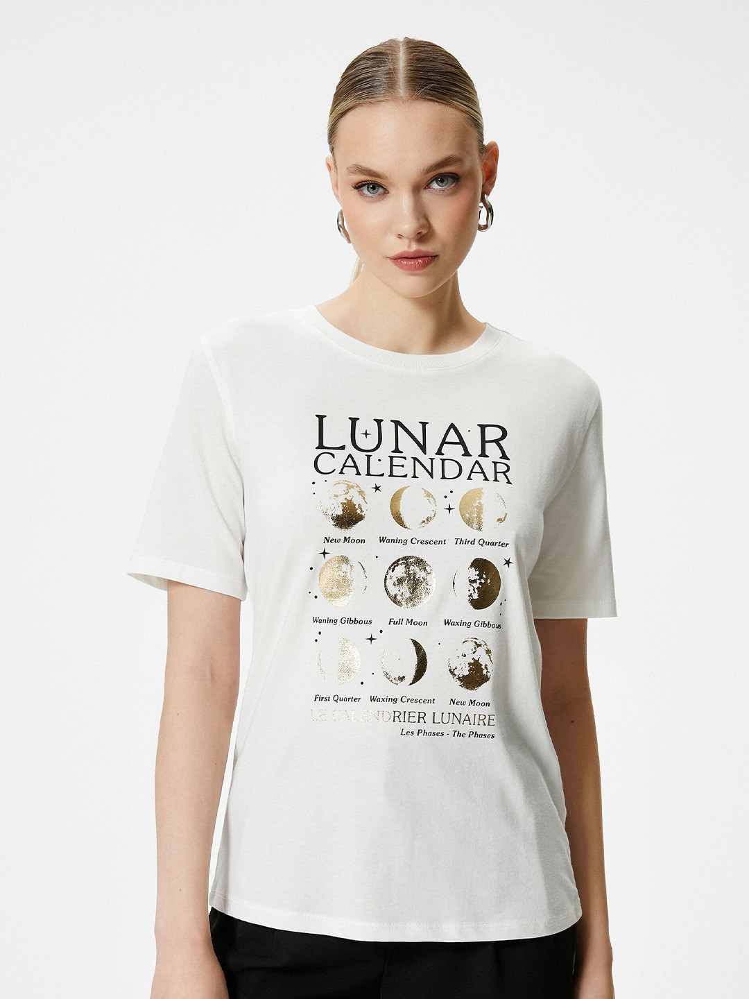 Koton Typography Printed Drop-Shoulder Sleeves Pure Cotton T-shirt, White 
Koton Typography Printed Drop-Shoulder Sleeves Pure Cotton T-shirt, White