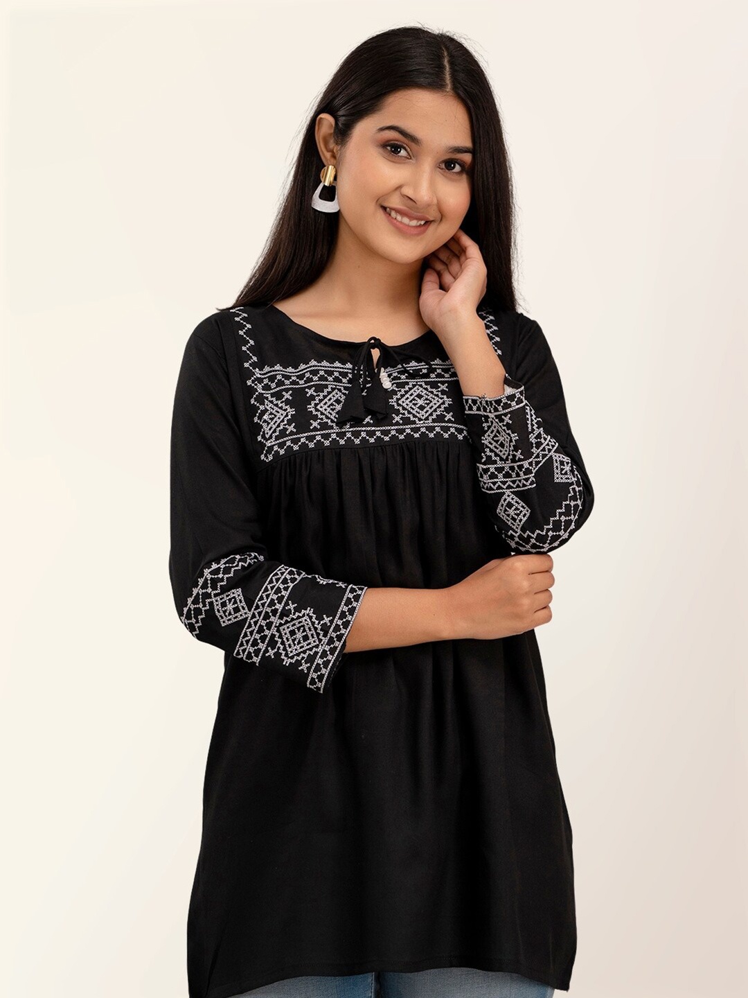 FERANOID Ethnic Motifs Embroidered Tie-Up Neck Thread Work Pure Cotton A-Line Kurti, Black
FERANOID Ethnic Motifs Embroidered Tie-Up Neck Thread Work Pure Cotton A-Line Kurti, Black