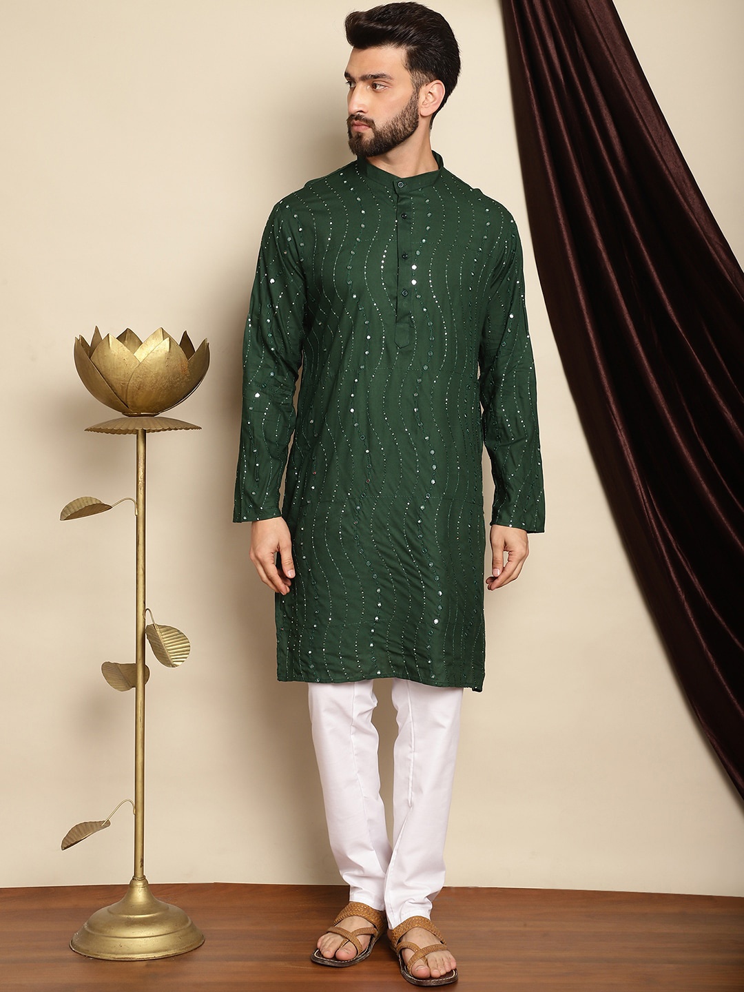 Anouk Leheriya Mirror Sequined Mandarin Collar Pure Cotton Kurta With Churidar, Green
Anouk Leheriya Mirror Sequined Mandarin Collar Pure Cotton Kurta With Churidar, Green