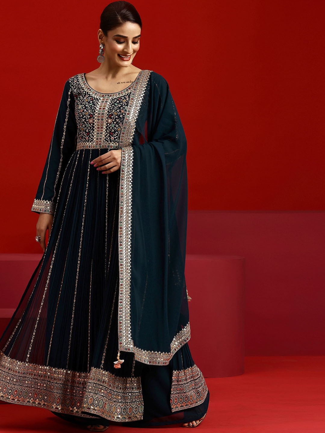 Libas Art Ethnic Motifs Embroidered Round Neck Empire Kurta with Palazzos & Dupatta, Teal
Libas Art Ethnic Motifs Embroidered Round Neck Empire Kurta with Palazzos & Dupatta, Teal