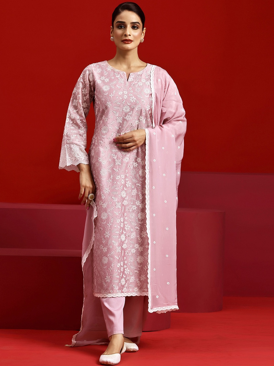 Libas Art Floral Embroidered Thread Work Chanderi Silk Kurta With Trousers & Dupatta, Pink
Libas Art Floral Embroidered Thread Work Chanderi Silk Kurta With Trousers & Dupatta, Pink