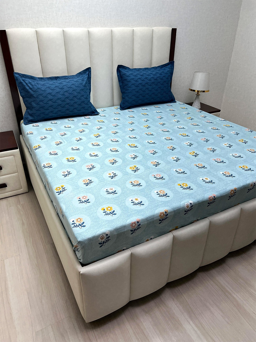 Pure Decor King Size Double Bed Bedsheet With 2 Pillow Covers 108in X 108in,274cm X 274cms, Blue
Pure Decor King Size Double Bed Bedsheet With 2 Pillow Covers 108in X 108in,274cm X 274cms, Blue