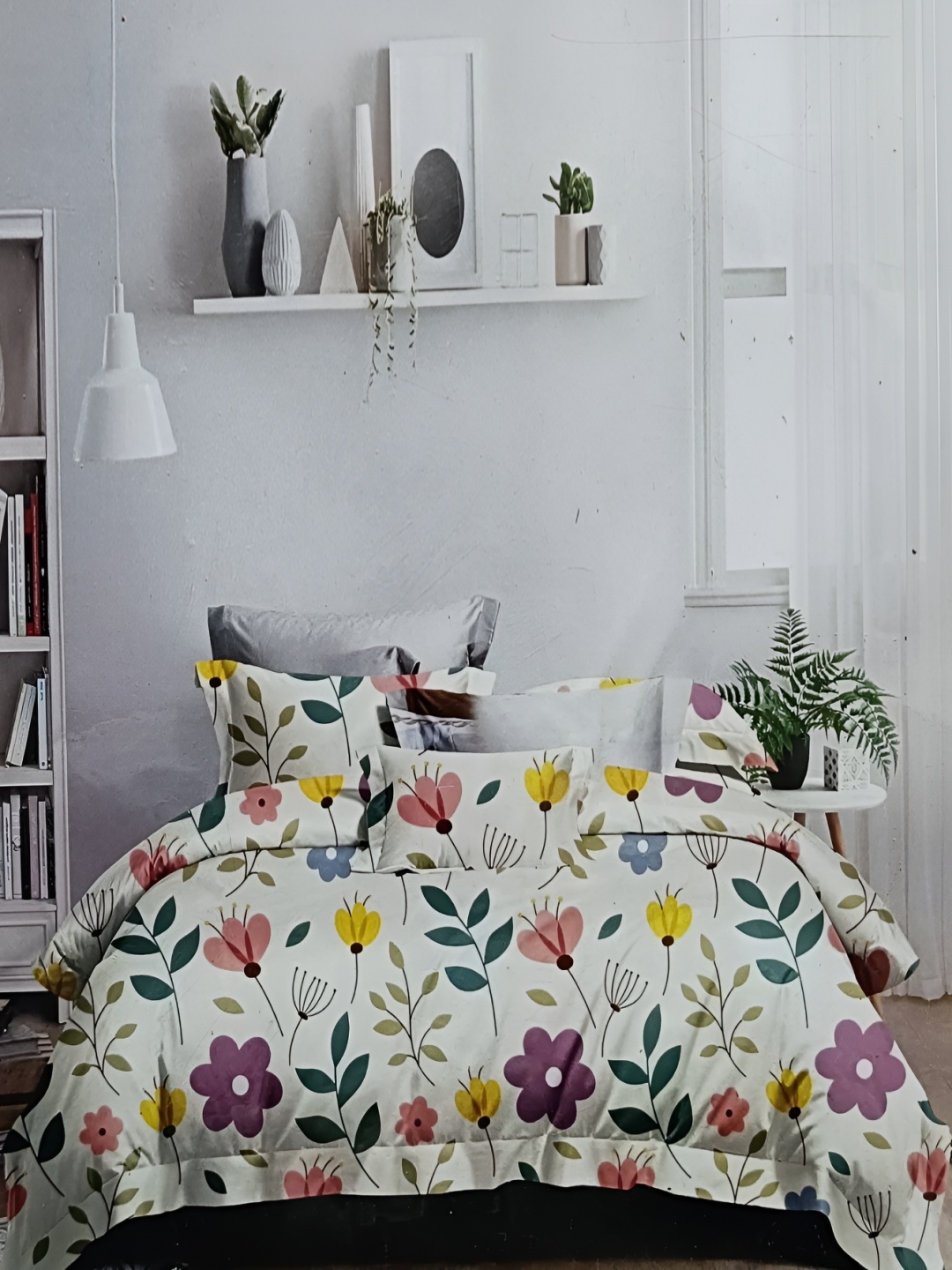 Signature Green & Purple Floral Microfiber 160 TC Queen Bedsheet With 2 Pillow Covers
Signature Green & Purple Floral Microfiber 160 TC Queen Bedsheet With 2 Pillow Covers