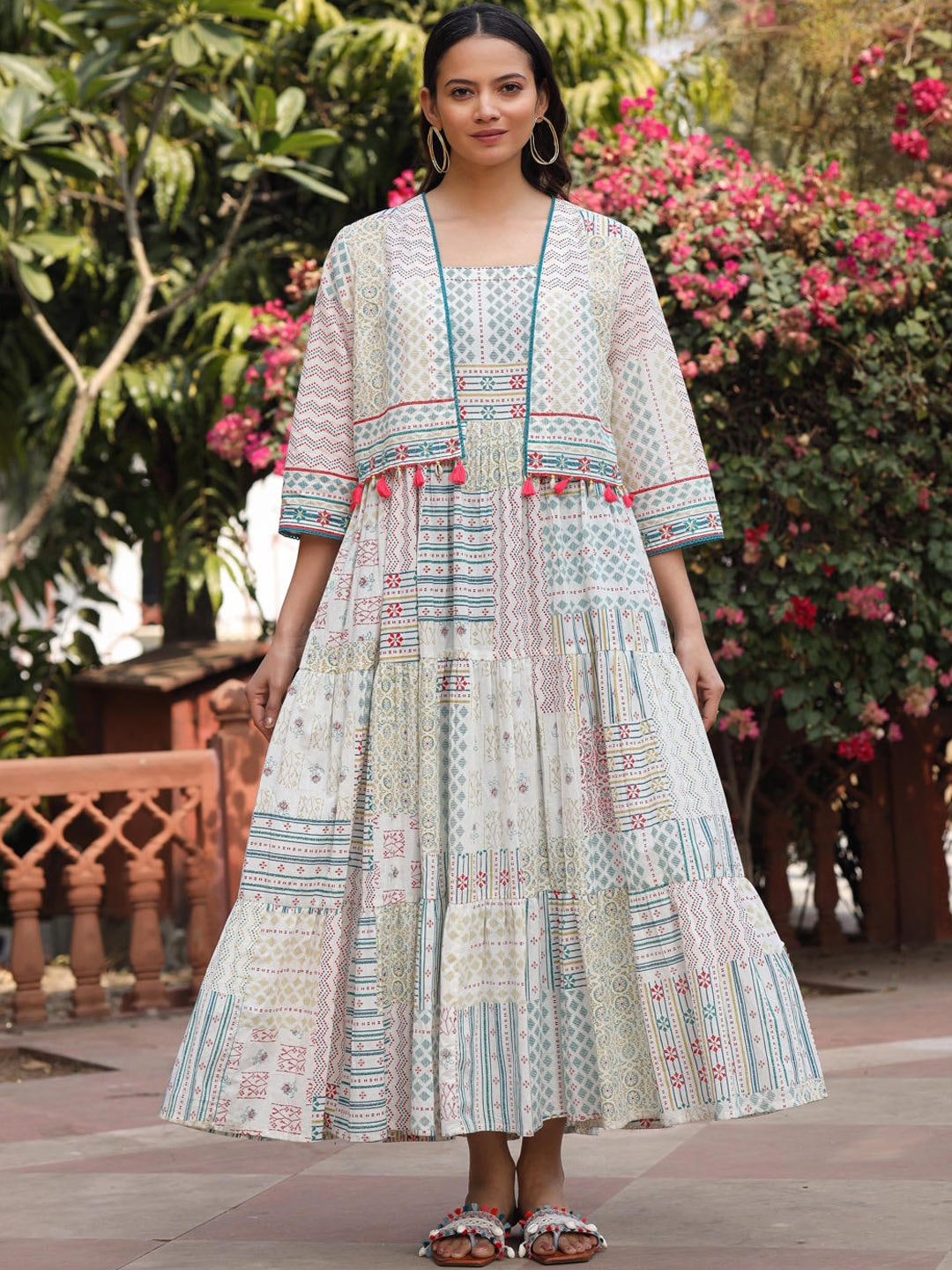 Juniper Ethnic Motifs Printed Gathered Tiered Cotton Maxi Ethnic Dress With Shrug, Beige
Juniper Ethnic Motifs Printed Gathered Tiered Cotton Maxi Ethnic Dress With Shrug, Beige