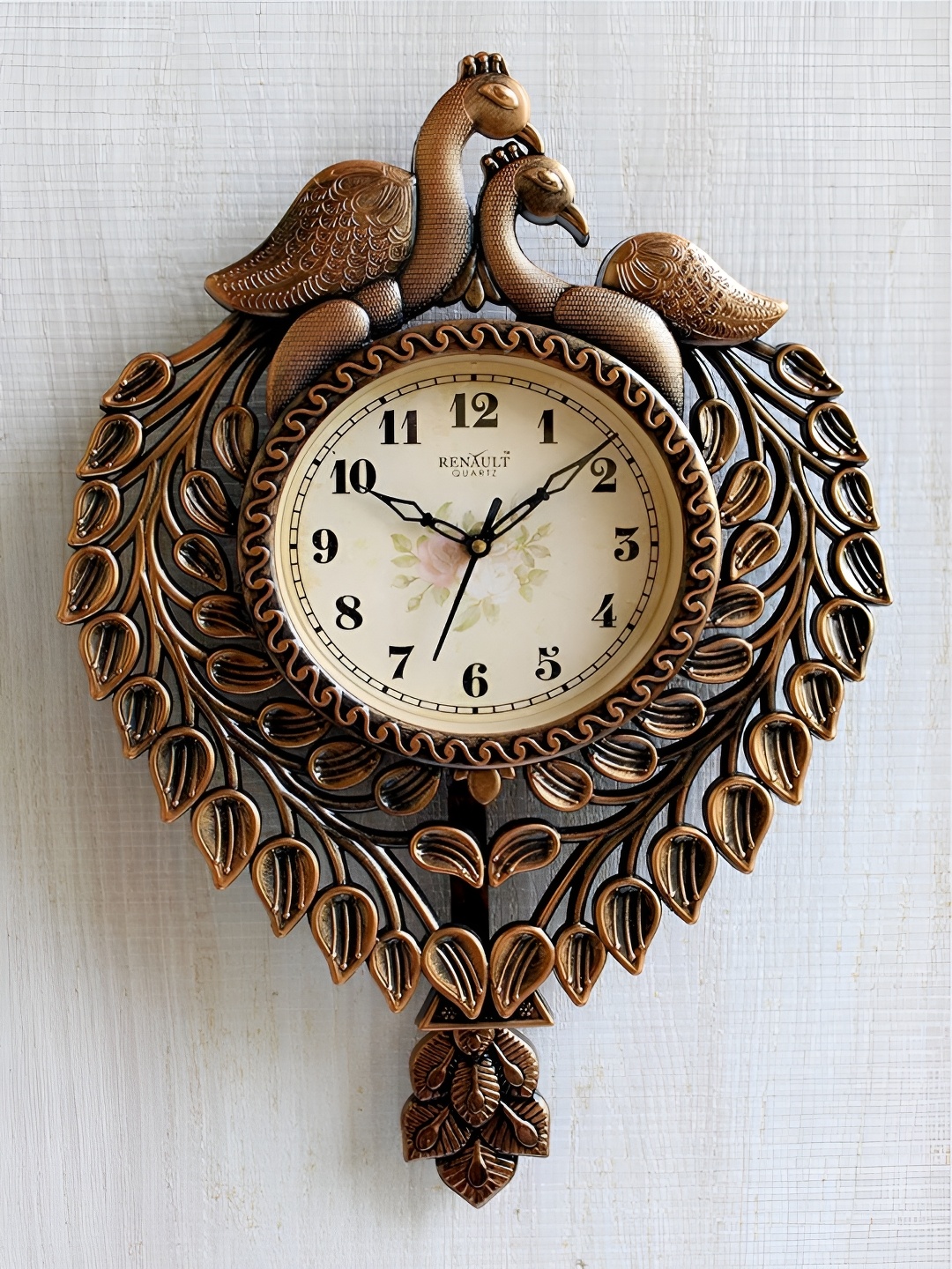 The Art House Gold-Toned & White Textured Abstract Shaped Vintage Wall Clock
The Art House Gold-Toned & White Textured Abstract Shaped Vintage Wall Clock