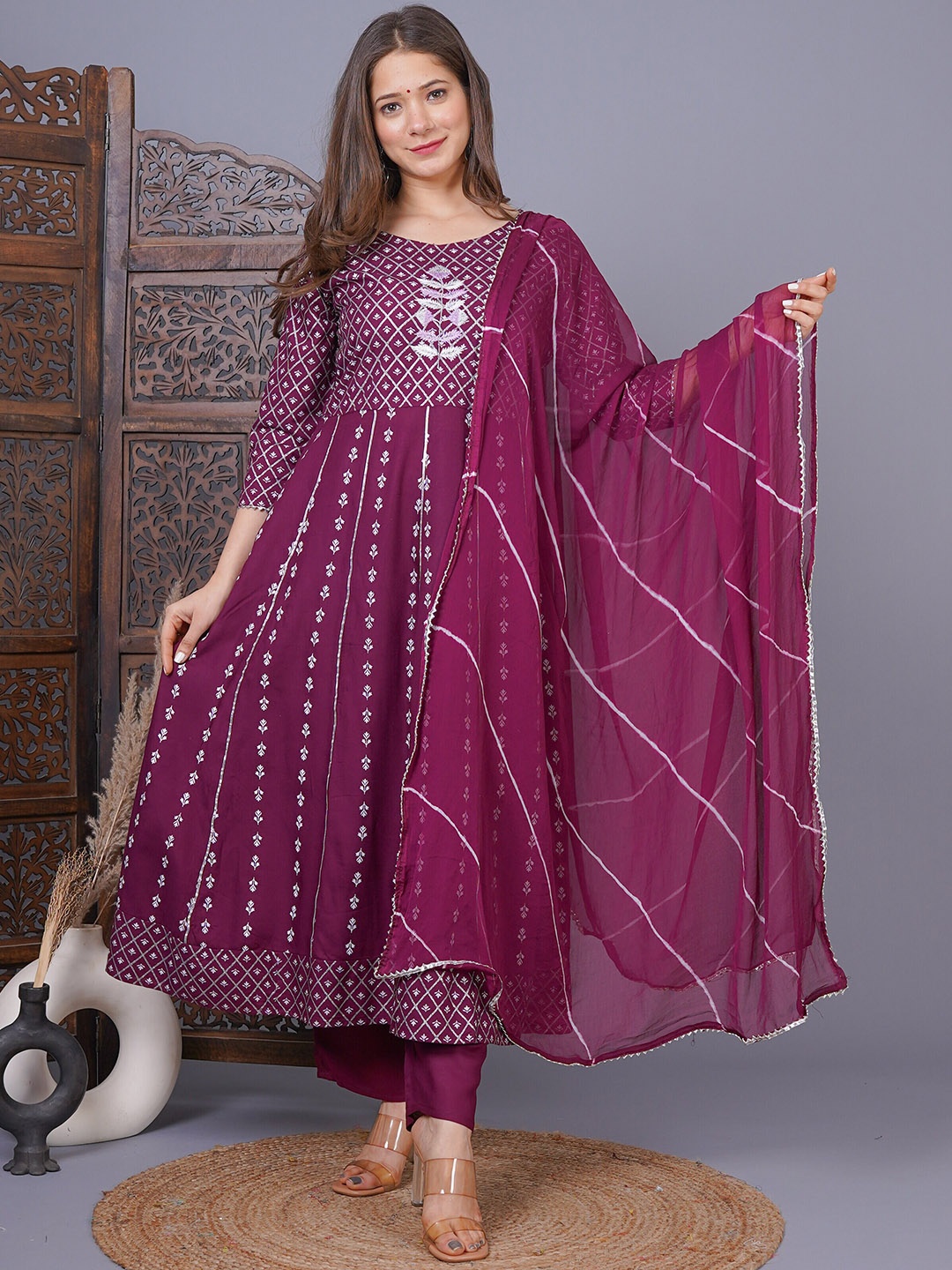 SINGNI Floral Embroidered Round Neck Three-Quarter Sleeves Anarkali Kurta Set, Purple
SINGNI Floral Embroidered Round Neck Three-Quarter Sleeves Anarkali Kurta Set, Purple