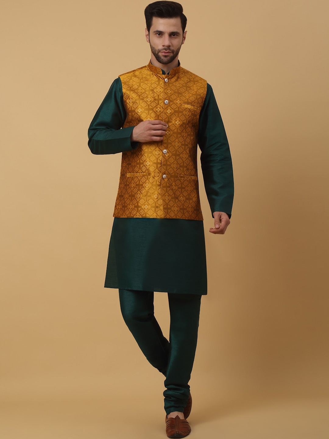 KRAFT INDIA Mandarin Collar Straight Kurta and Churidar With Jacquard Floral Nehru Jacket, Green
KRAFT INDIA Mandarin Collar Straight Kurta and Churidar With Jacquard Floral Nehru Jacket, Green