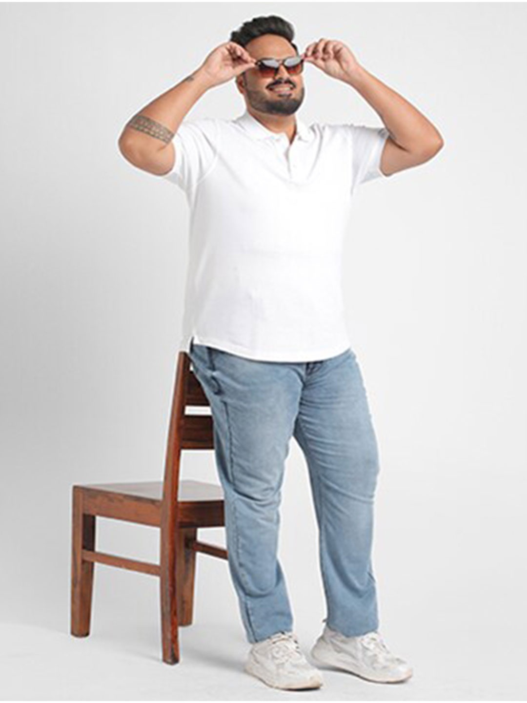 Big Hello - The Plus Life Polo Collar Short Sleeves Cotton Relaxed Fit T-shirt, White
Big Hello - The Plus Life Polo Collar Short Sleeves Cotton Relaxed Fit T-shirt, White