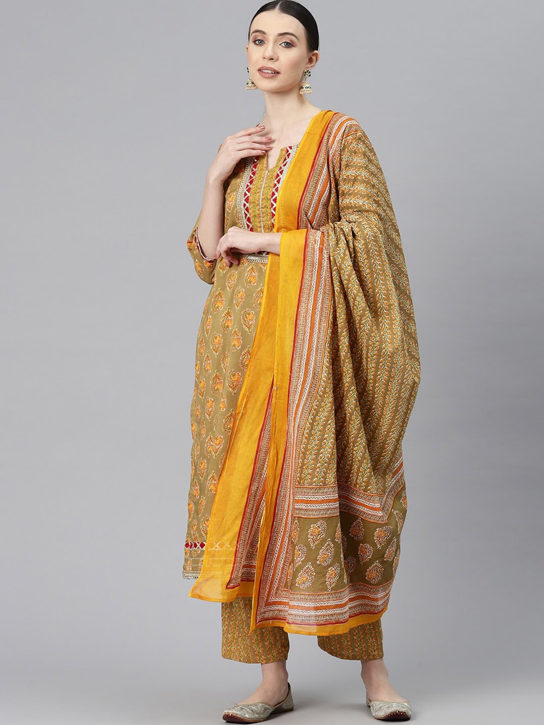 BUTA BUTI Floral Printed Regular Gotta Patti Pure Cotton Kurta With Trousers & Dupatta, Yellow
BUTA BUTI Floral Printed Regular Gotta Patti Pure Cotton Kurta With Trousers & Dupatta, Yellow