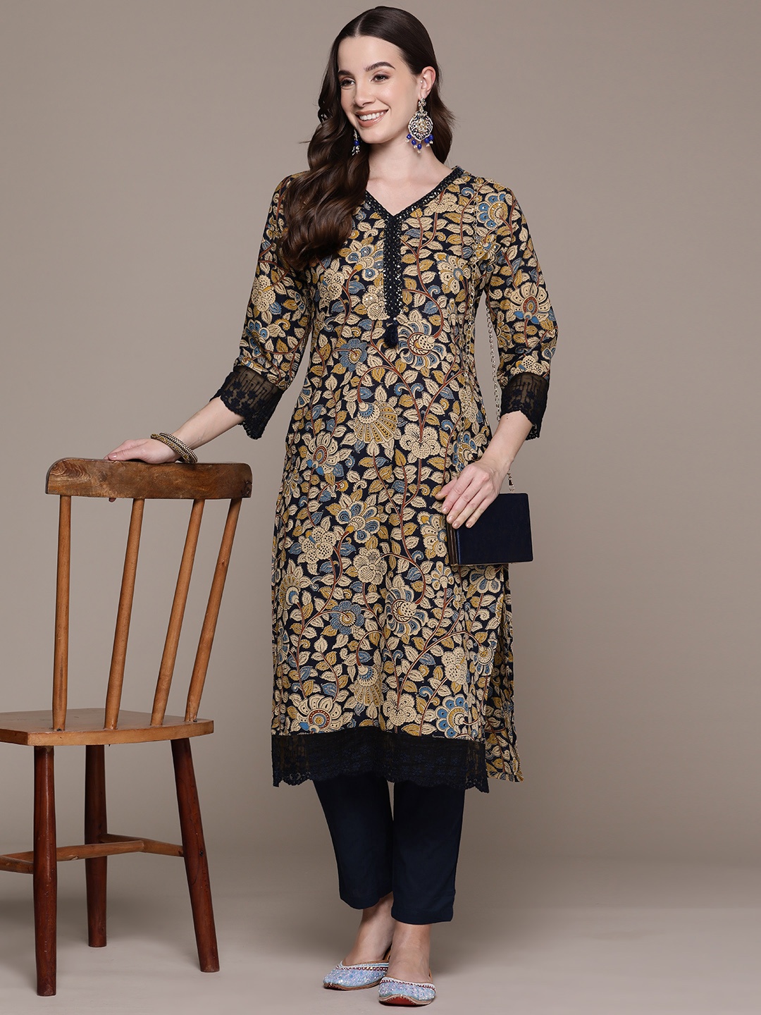 Readiprint Floral Printed Sequinned Pure Cotton Kurta with Trousers, Navy blue
Readiprint Floral Printed Sequinned Pure Cotton Kurta with Trousers, Navy blue