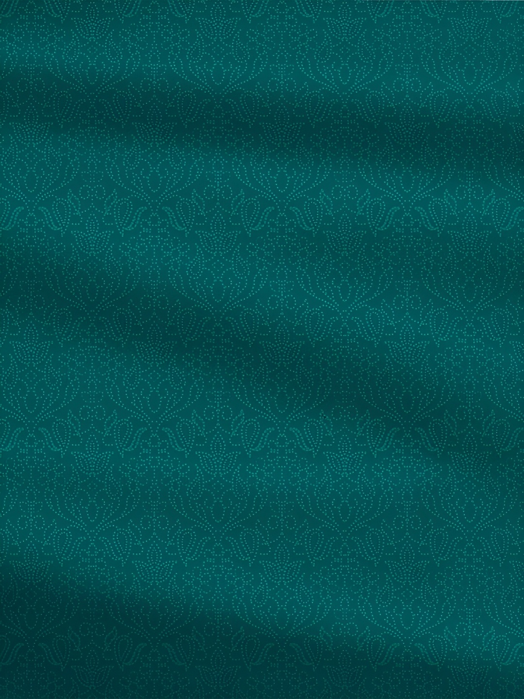 MYTRIDENT Teal & White Printed Pure Cotton 144 TC Queen Bedsheet with 2 Pillow Covers
MYTRIDENT Teal & White Printed Pure Cotton 144 TC Queen Bedsheet with 2 Pillow Covers