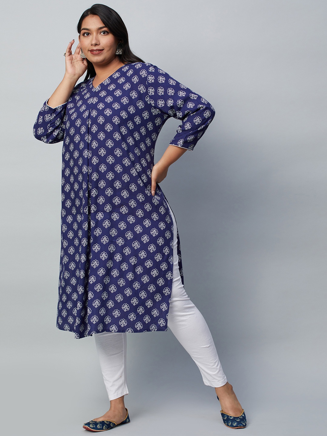 Big Hello - The Plus Life Women Geometric Keyhole Neck Cold-Shoulder Sleeves Mirror Work Anarkali Kurta, Navy blue
Big Hello - The Plus Life Women Geometric Keyhole Neck Cold-Shoulder Sleeves Mirror Work Anarkali Kurta, Navy blue