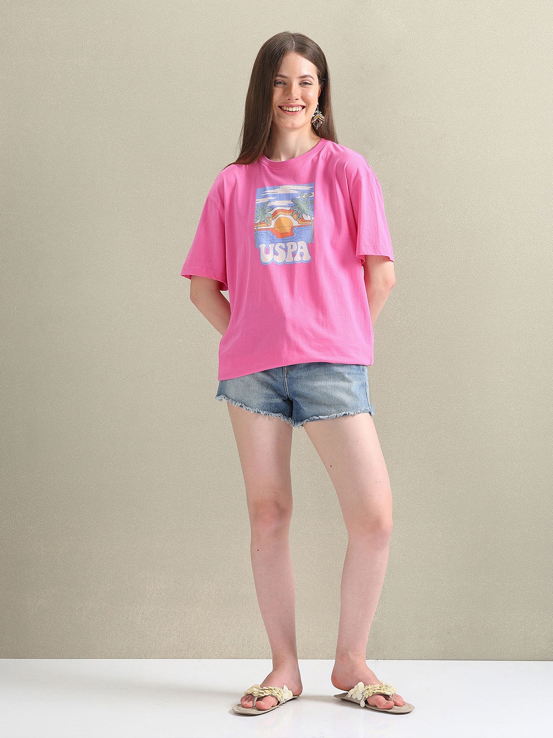 U.S. Polo Assn. Women Graphic Printed Drop-Shoulder Sleeves Pure Cotton Oversized T-shirt, Pink
U.S. Polo Assn. Women Graphic Printed Drop-Shoulder Sleeves Pure Cotton Oversized T-shirt, Pink