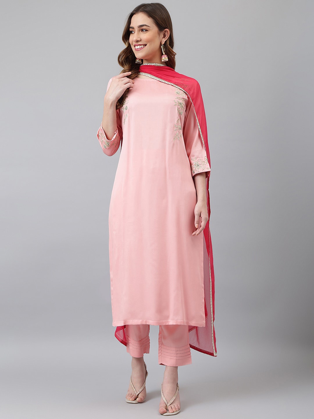 Khushal K Women Ethnic Motifs Embroidered Regular Sequinned Kurta with Trousers & With Dupatta, Pink
Khushal K Women Ethnic Motifs Embroidered Regular Sequinned Kurta with Trousers & With Dupatta, Pink