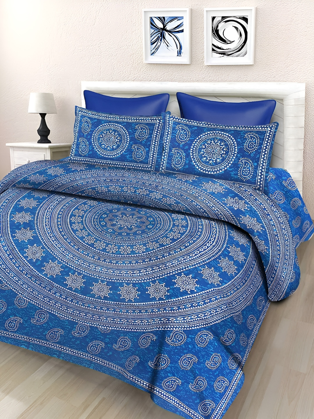 Sohibe Blue White Ethnic Motifs 300 TC Cotton King Bedsheet With 1 Pillow Cover 
Sohibe Blue White Ethnic Motifs 300 TC Cotton King Bedsheet With 1 Pillow Cover