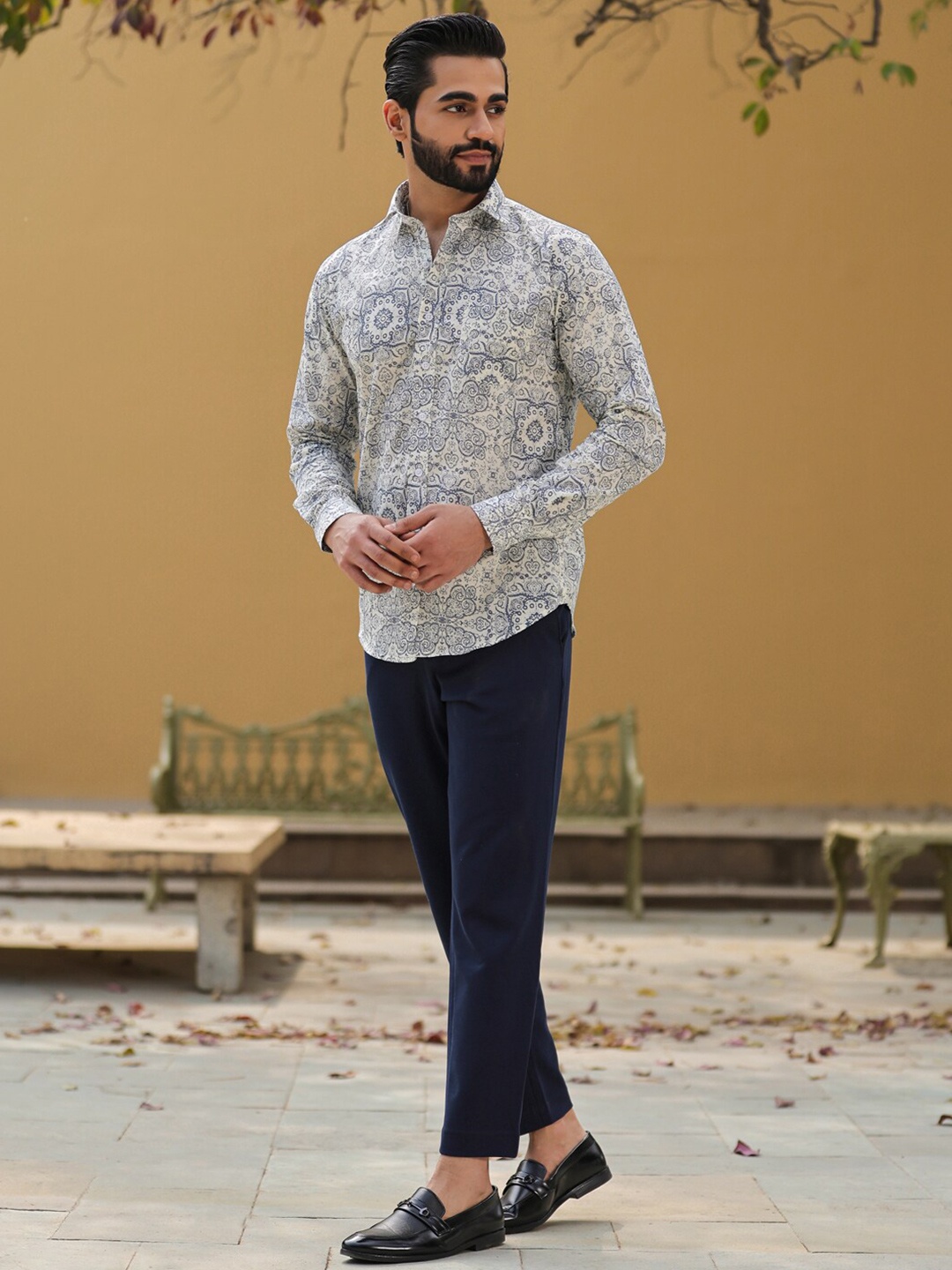 SANSKRUTIHOMES Straight Ethnic Motifs Printed Breathable Cotton Casual Shirt, Grey
SANSKRUTIHOMES Straight Ethnic Motifs Printed Breathable Cotton Casual Shirt, Grey