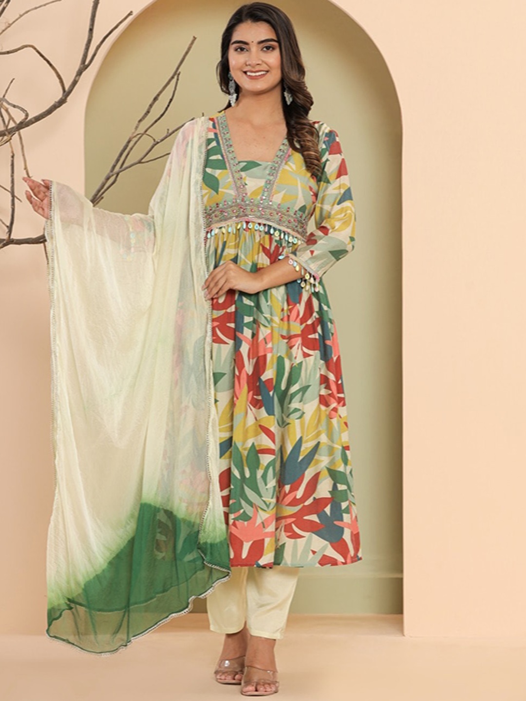 LALI JAIPUR Floral Printed V-Neck Empire Anarkali Kurta with Trousers & Dupatta, Green
LALI JAIPUR Floral Printed V-Neck Empire Anarkali Kurta with Trousers & Dupatta, Green