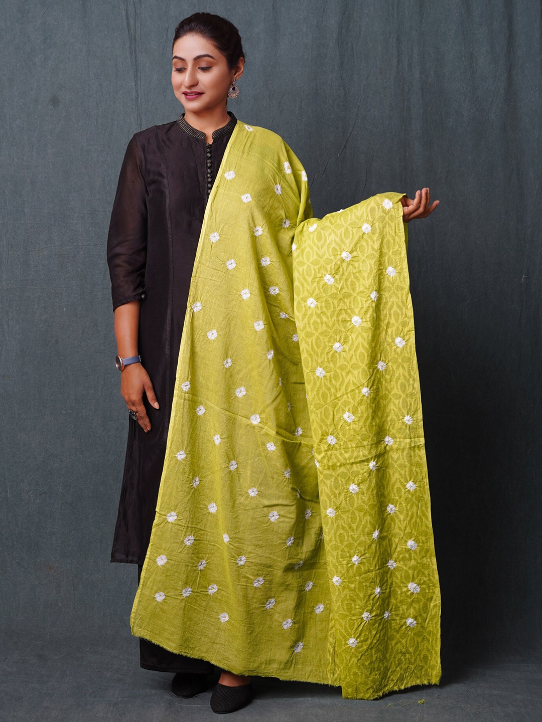 Unnati Silks Bandhani Printed Pure Cotton Dupatta, Green