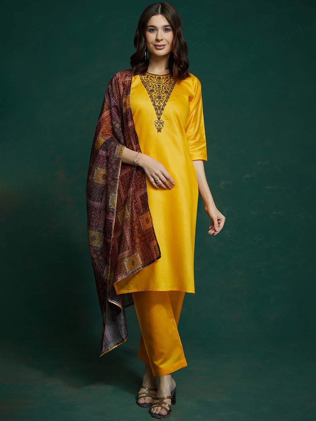 KALINI Ethnic Motifs Yoke Design Regular Thread Work Kurta With Trousers & Dupatta, Yellow
KALINI Ethnic Motifs Yoke Design Regular Thread Work Kurta With Trousers & Dupatta, Yellow