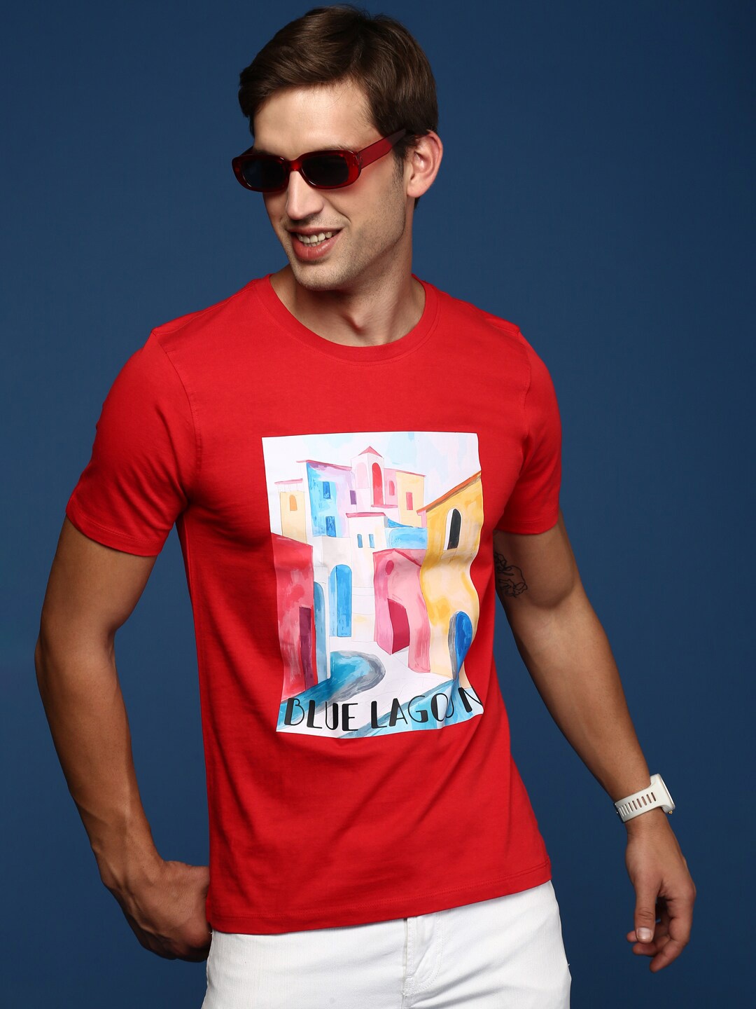 Mast & Harbour Red Graphic Printed Cotton Round Neck Short Sleeves Applique Casual T-shirt
Mast & Harbour Red Graphic Printed Cotton Round Neck Short Sleeves Applique Casual T-shirt