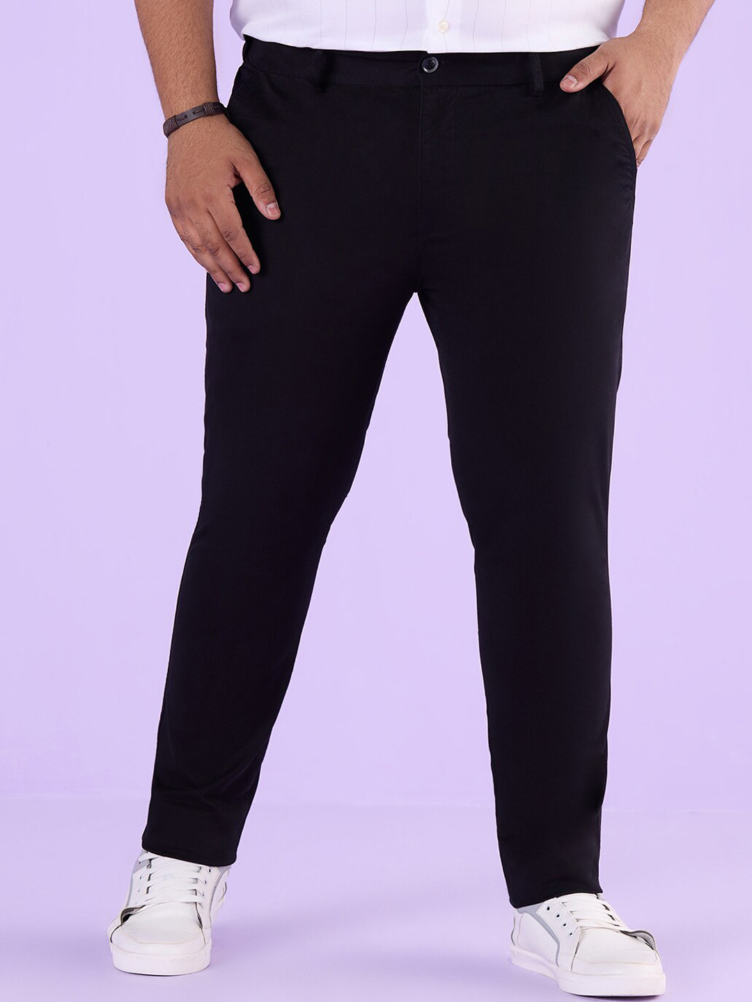 Big Hello - The Plus Life Low-Rise Cotton Chinos Trousers, Black 
Big Hello - The Plus Life Low-Rise Cotton Chinos Trousers, Black