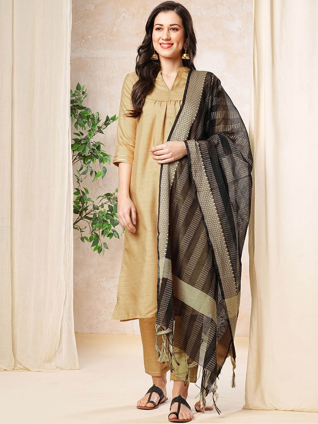 KALINI Gotta Patti Embellished Regular Art Silk Straight Kurta With Trousers & Dupatta, Beige
KALINI Gotta Patti Embellished Regular Art Silk Straight Kurta With Trousers & Dupatta, Beige